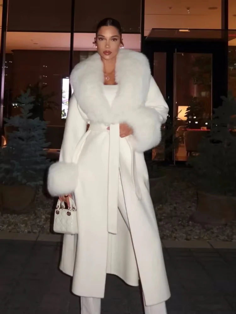 The Snow Majesty Coat) ❄️👑