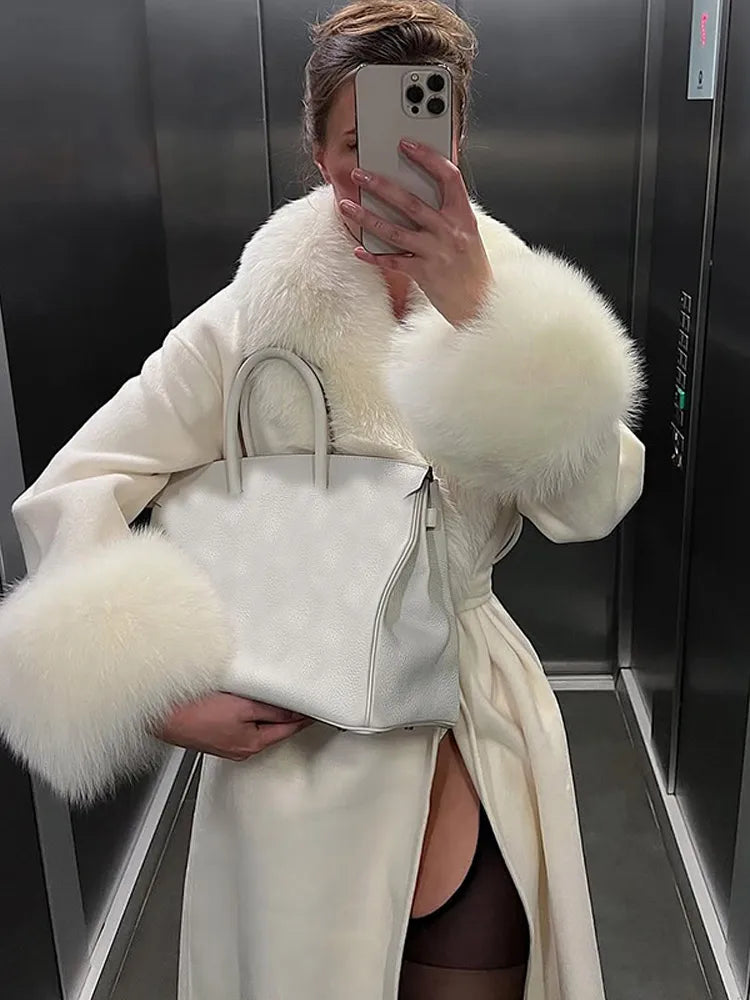 The Snow Majesty Coat) ❄️👑